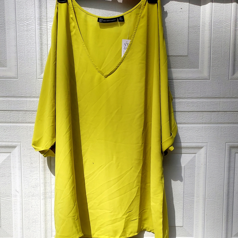 New York & Company Bright Yellow Blouse chartreuse
